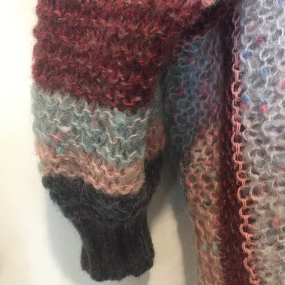 VINTAGE OVERSIZED LIGHTWEIGHT SWEATER - Picture 7 of 7